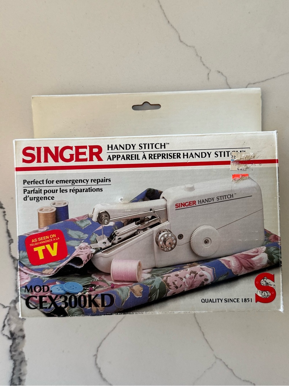 Singer Handy Stitch Portable Sewing Machine - White Compact Repair Tool